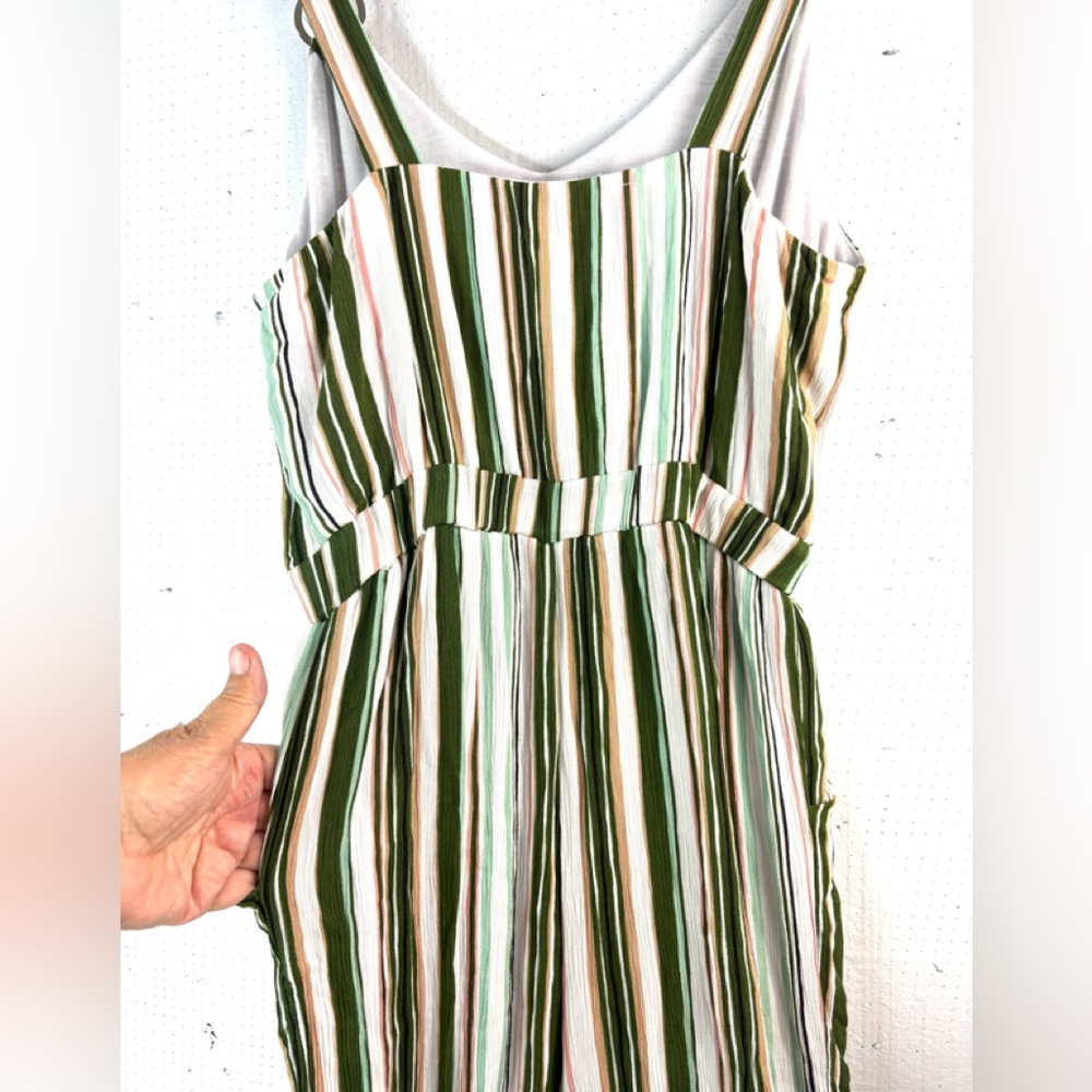 Derek Heart L Striped Jumpsuit O-Ring Straps Wide Leg Pocketed Jumpsuit in Green - Picture 5 of 11